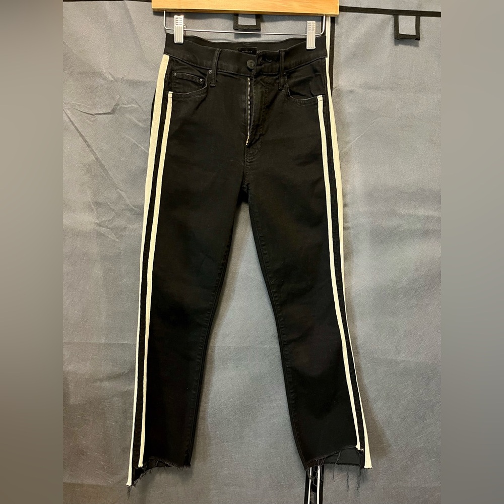 Mother Insider Crop Step Fray Black with Ivory Stripe
